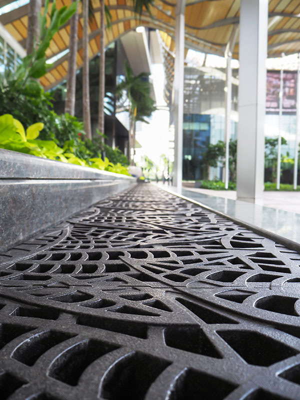 trench-grilles-trench-gratings